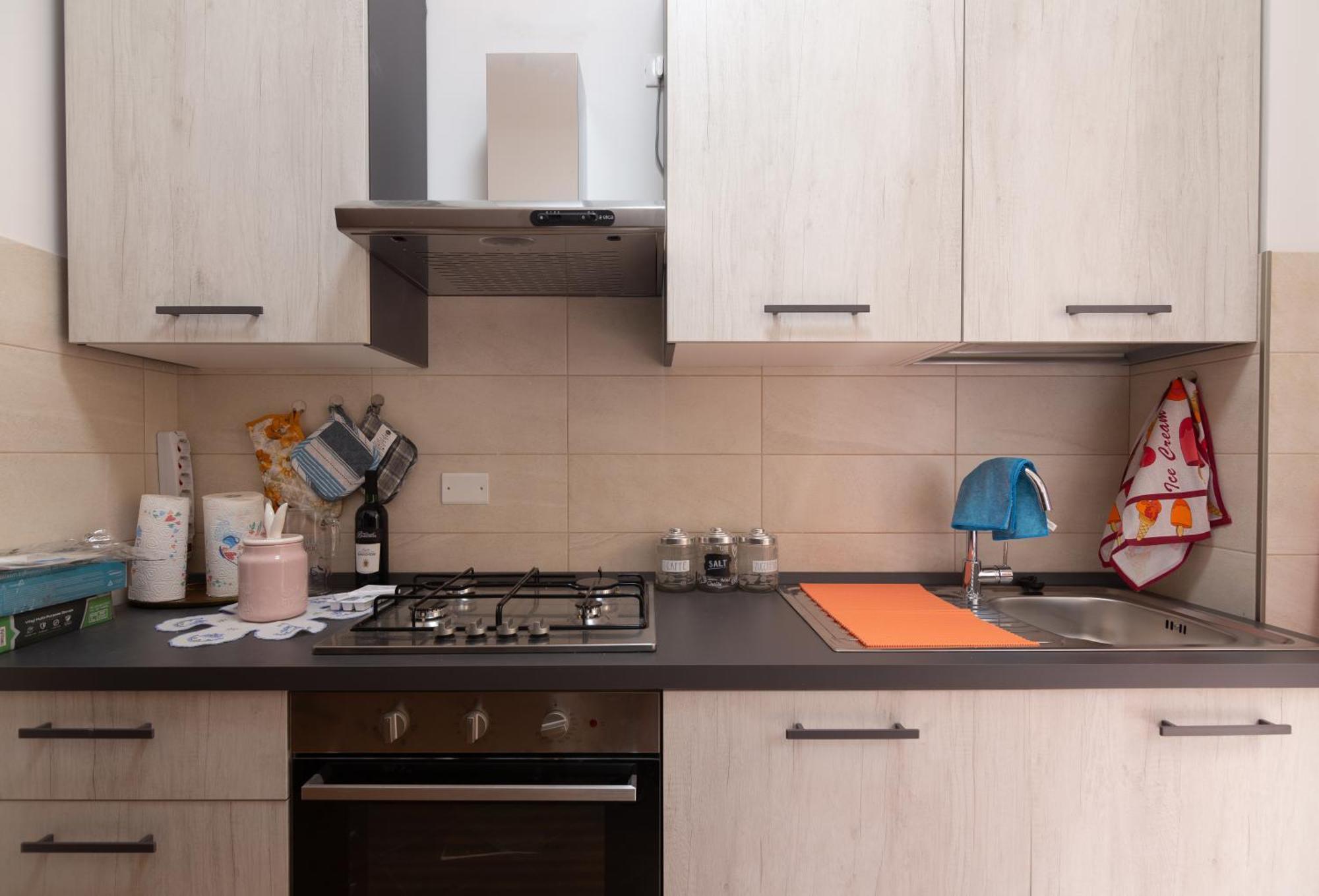 Sotto La Torre Apartman LʼAquila Kültér fotó