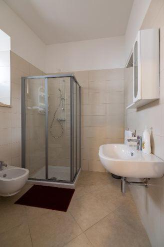Sotto La Torre Apartman LʼAquila Kültér fotó
