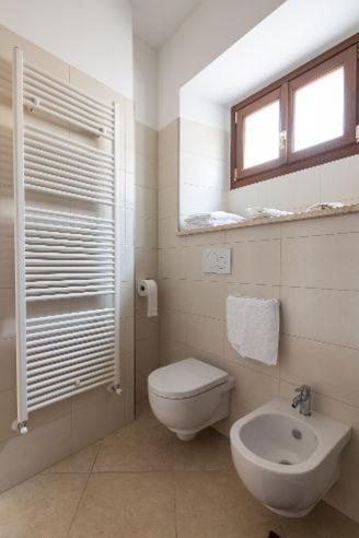 Sotto La Torre Apartman LʼAquila Kültér fotó