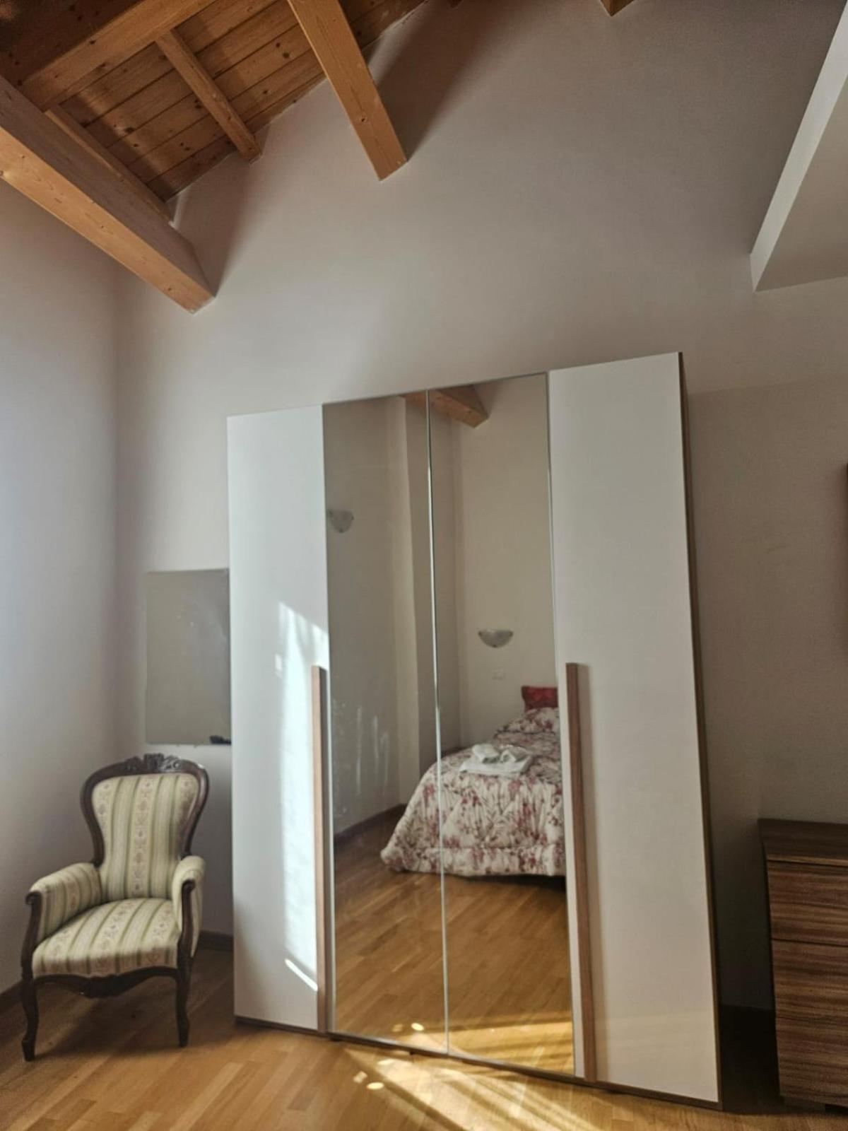 Sotto La Torre Apartman LʼAquila Kültér fotó