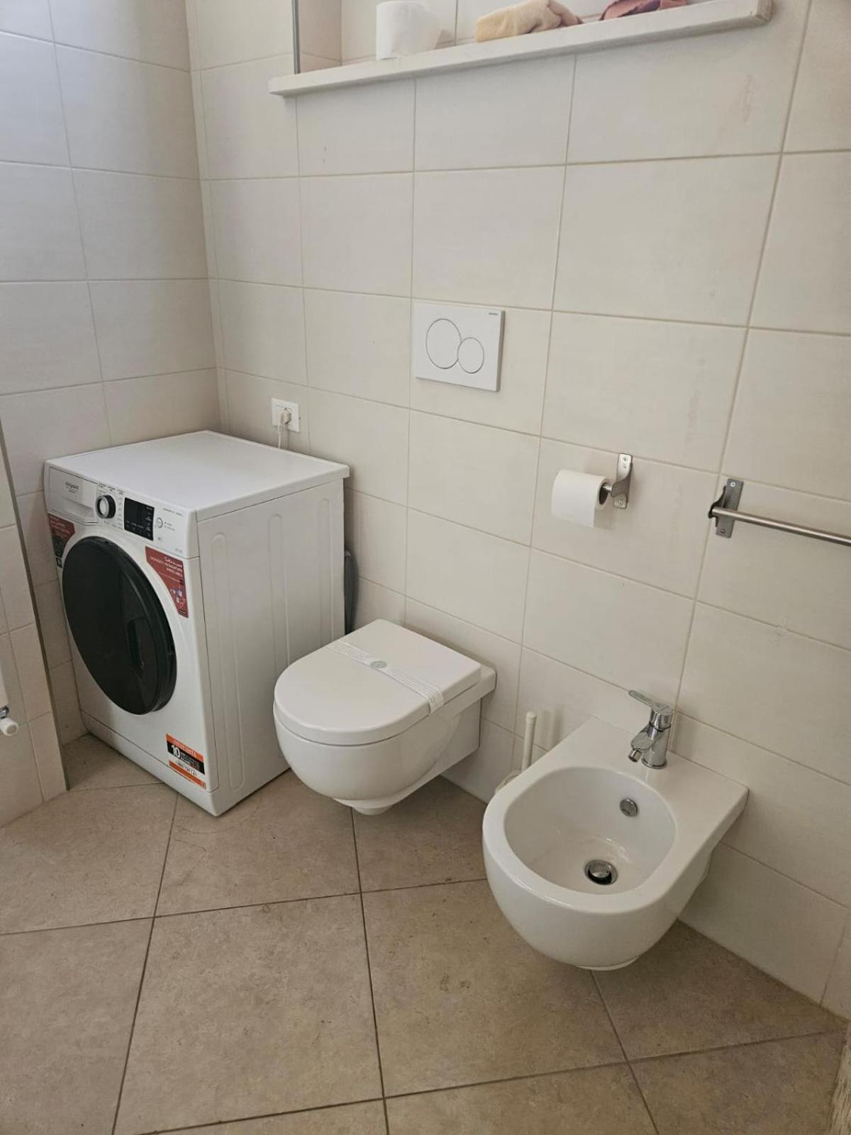 Sotto La Torre Apartman LʼAquila Kültér fotó